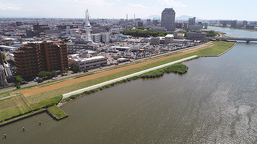 河川工事(信濃川)